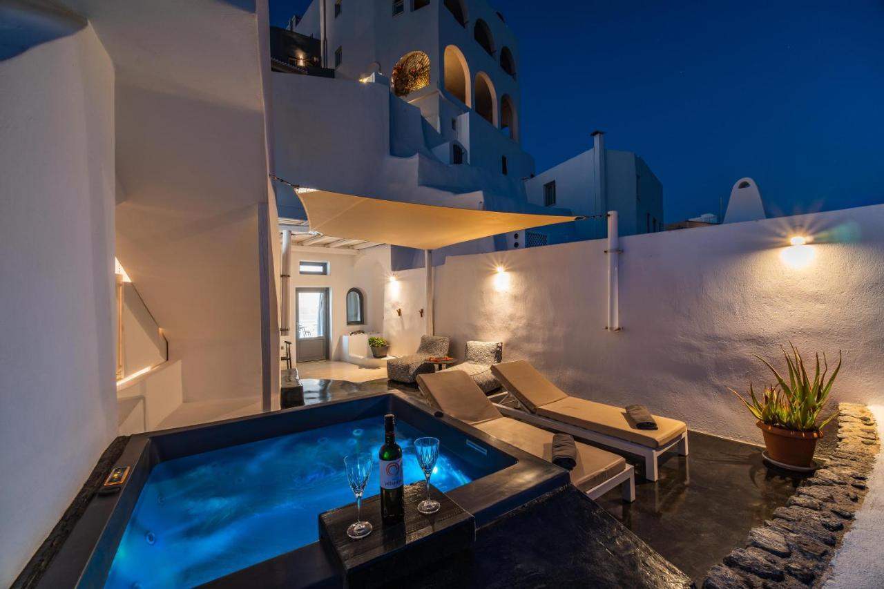 Solstice Luxury Suites Ia Exterior foto