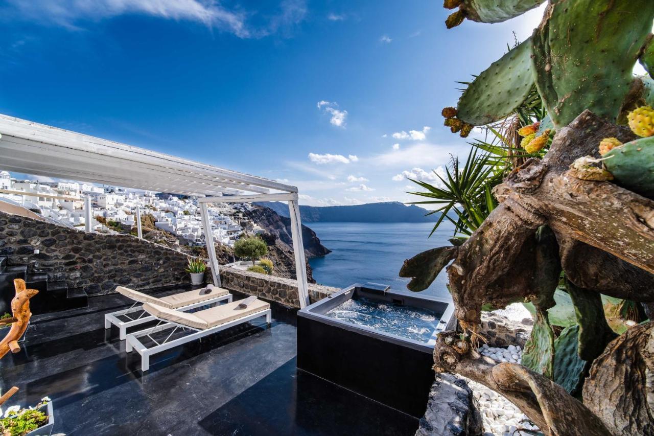Solstice Luxury Suites Ia Exterior foto