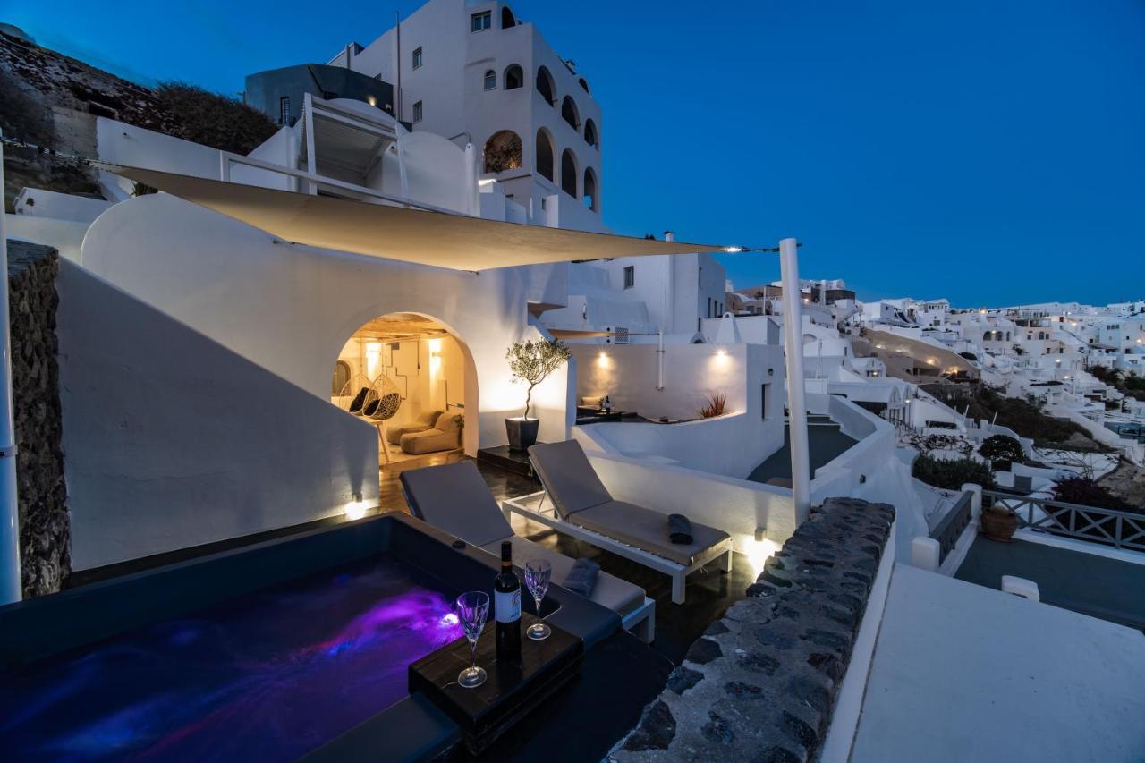 Solstice Luxury Suites Ia Exterior foto
